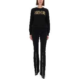 PANTS WITH ZIPPER DETAIL