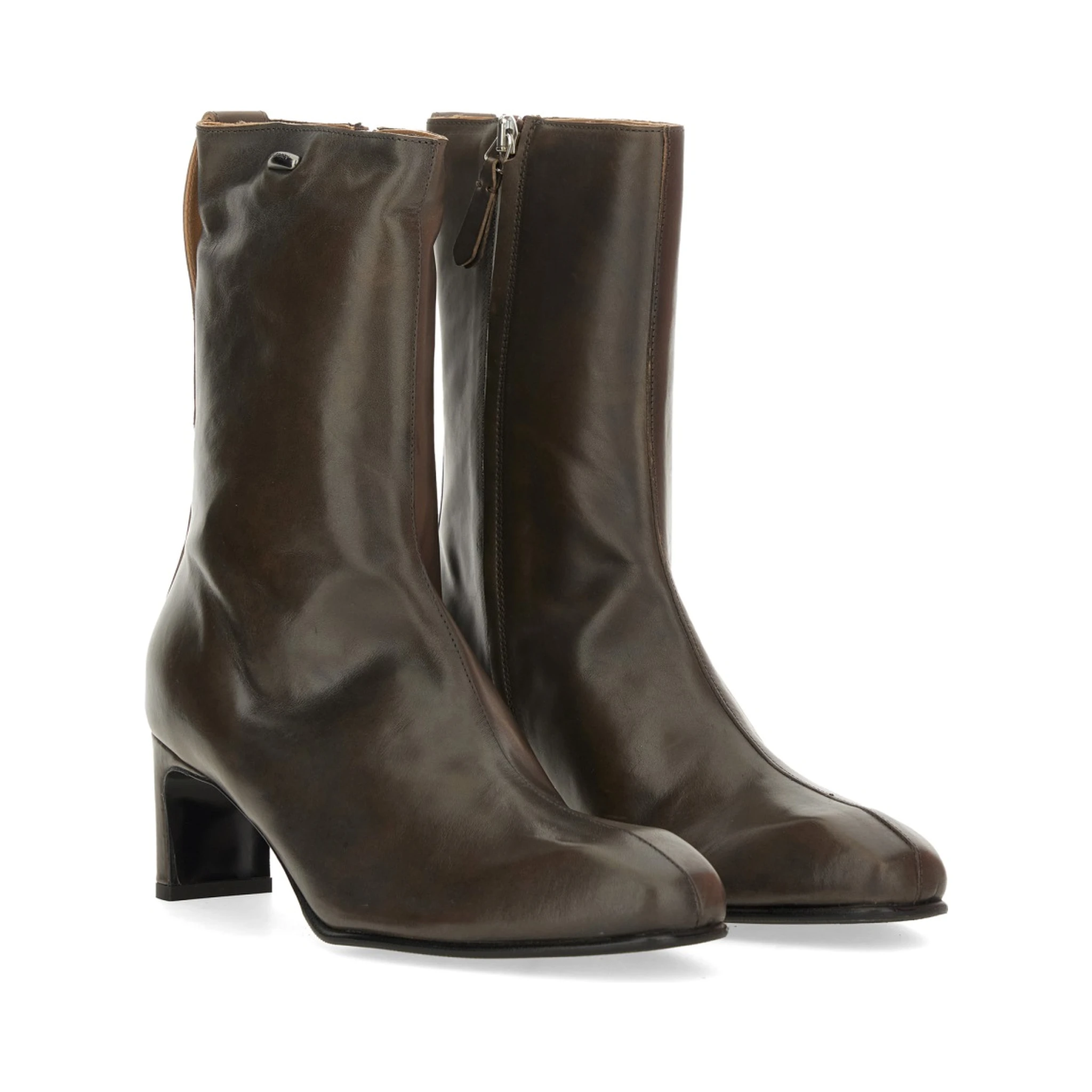 BOOT "KARASU"