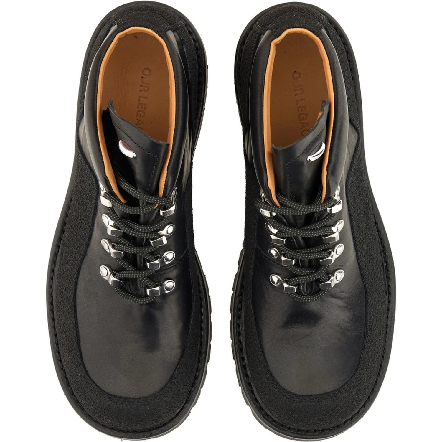 LEATHER "QUEST" SHOE