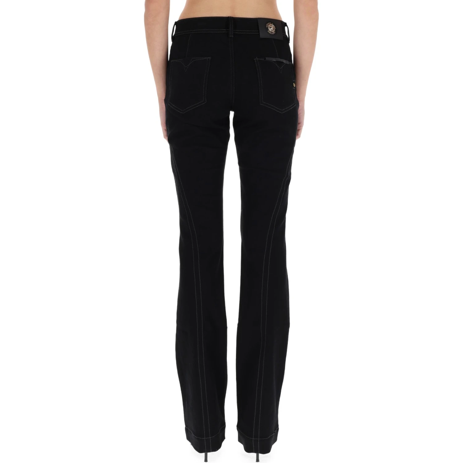 PANTS WITH ZIPPER DETAIL