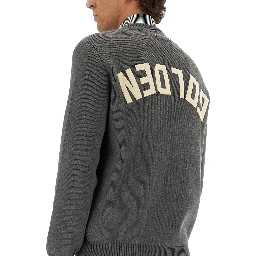 SWEATER WITH WRITING ON THE BACK