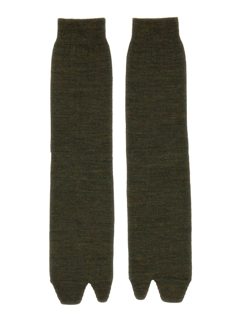 TABI SOCKS.