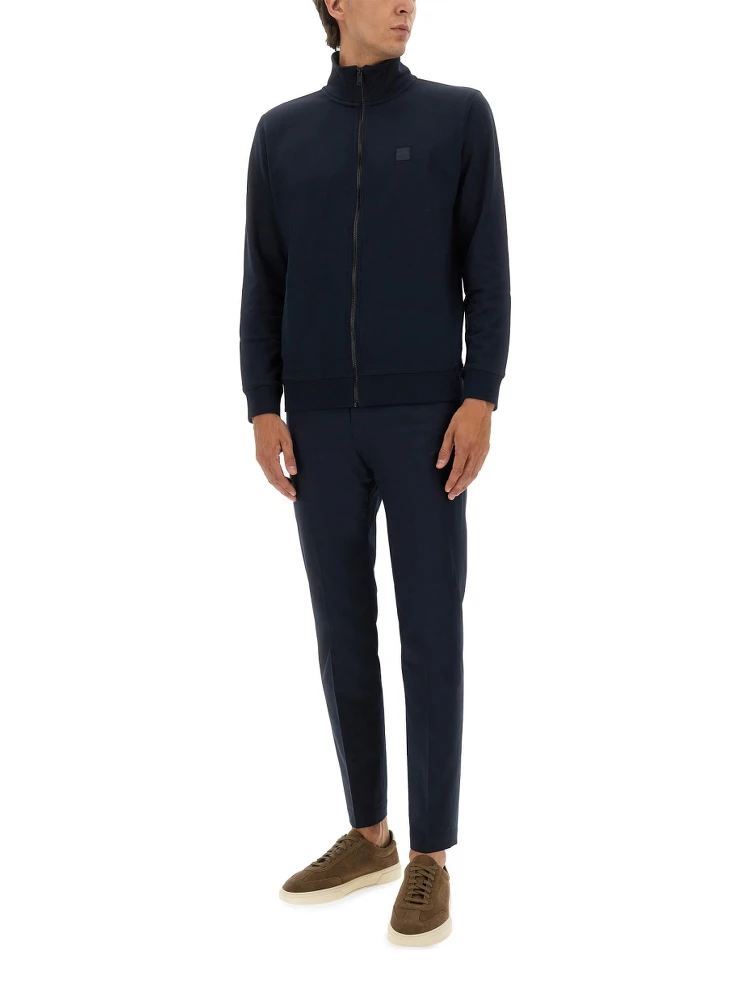 ZIP SWEATSHIRT. alternative