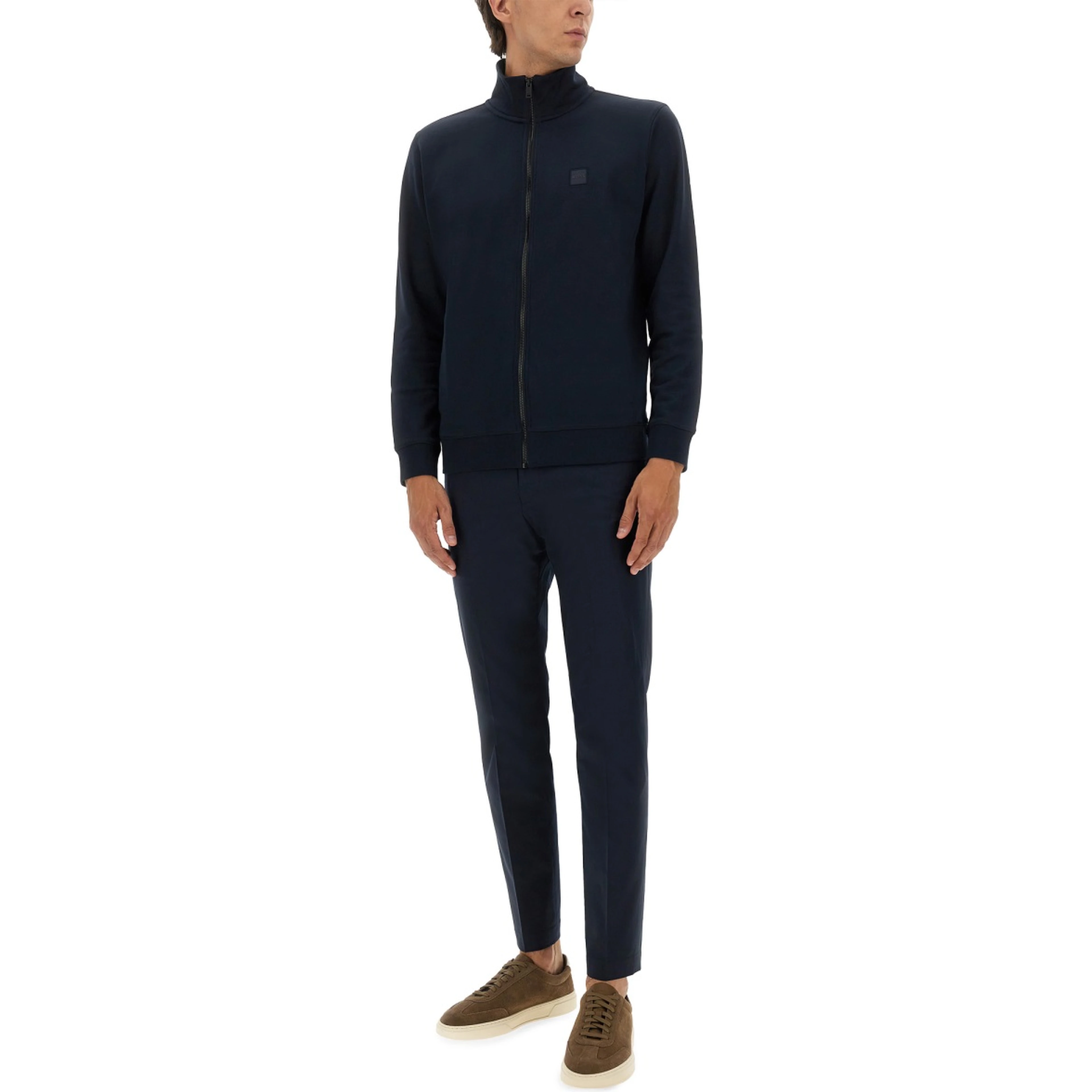 ZIP SWEATSHIRT.