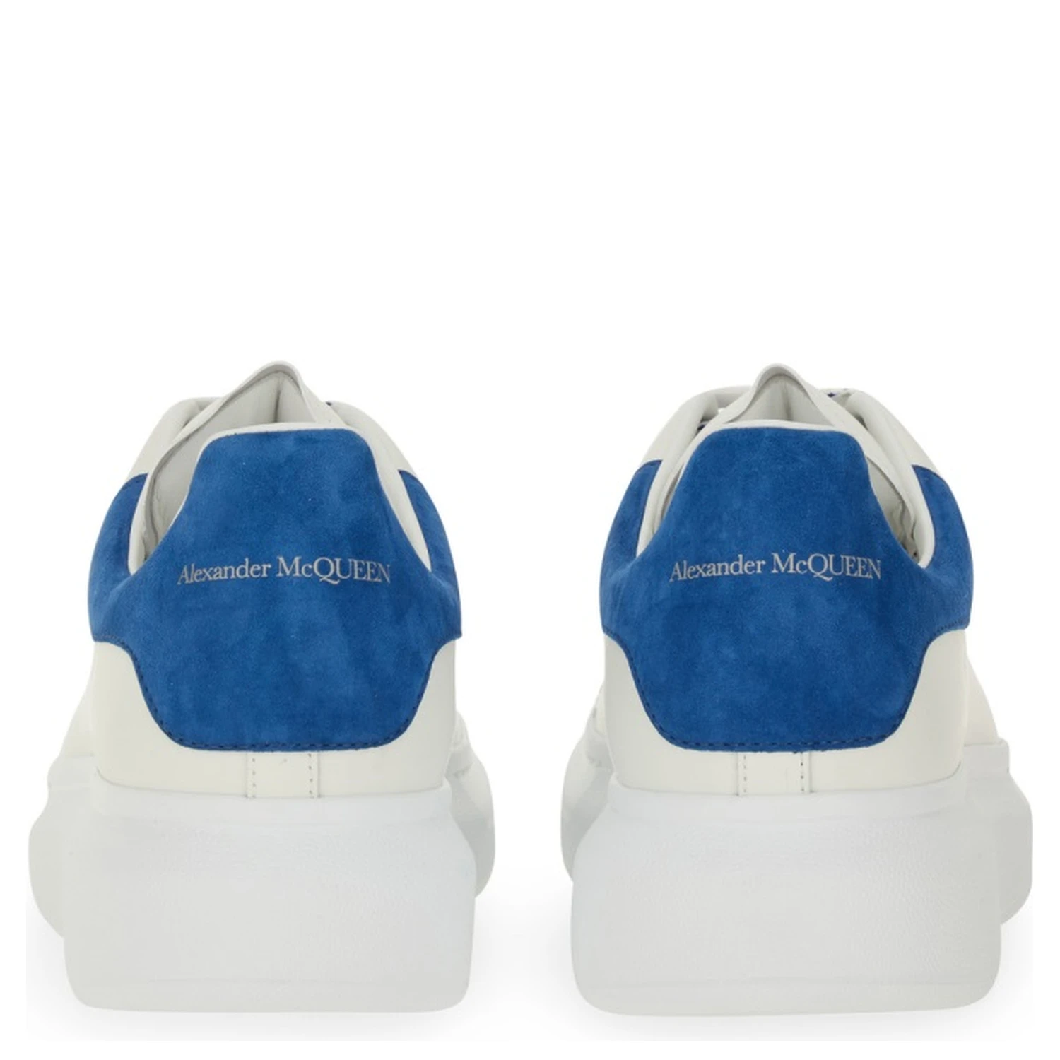 OVERSIZED LEATHER SNEAKER