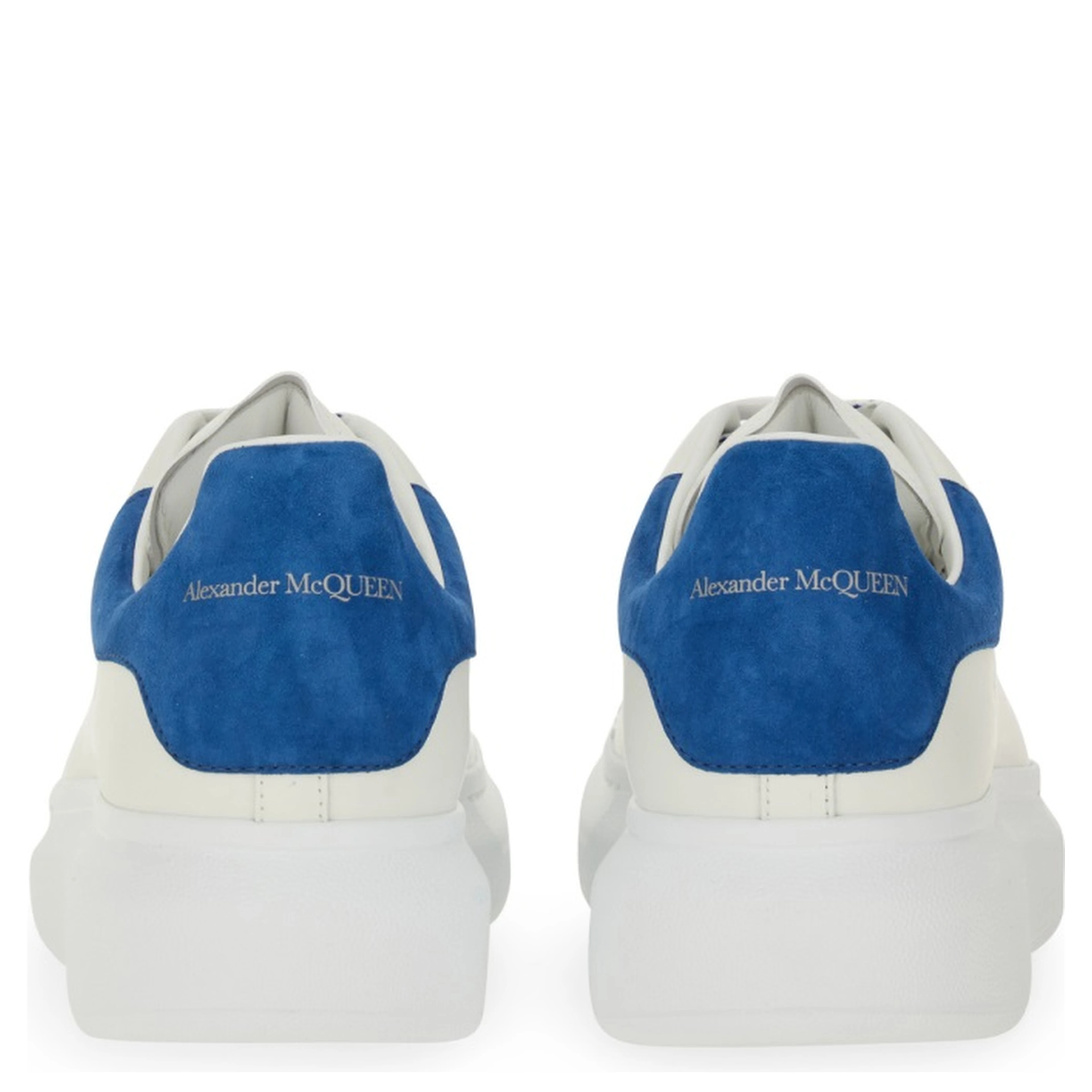 OVERSIZED LEATHER SNEAKER