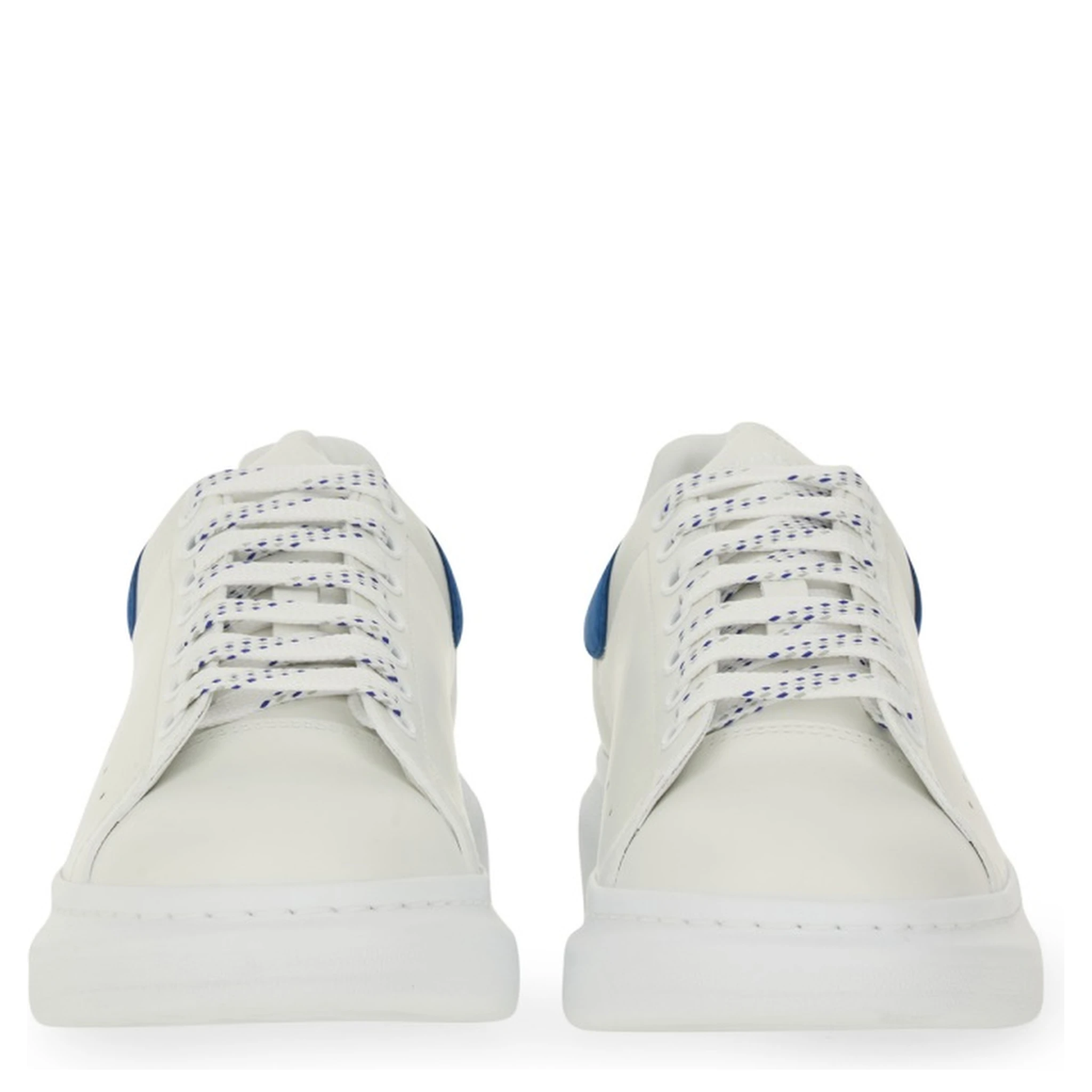 OVERSIZED LEATHER SNEAKER