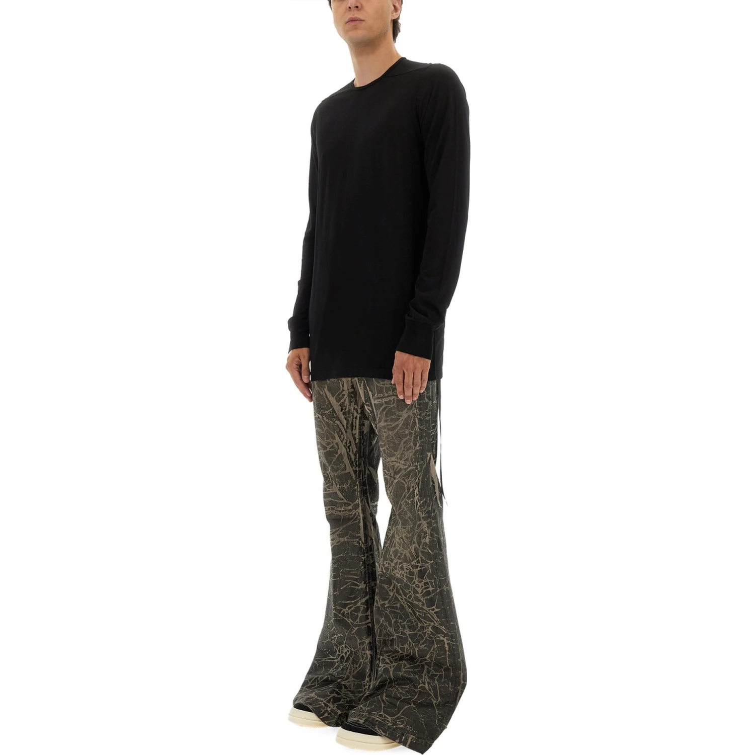 LONG-SLEEVED T-SHIRT