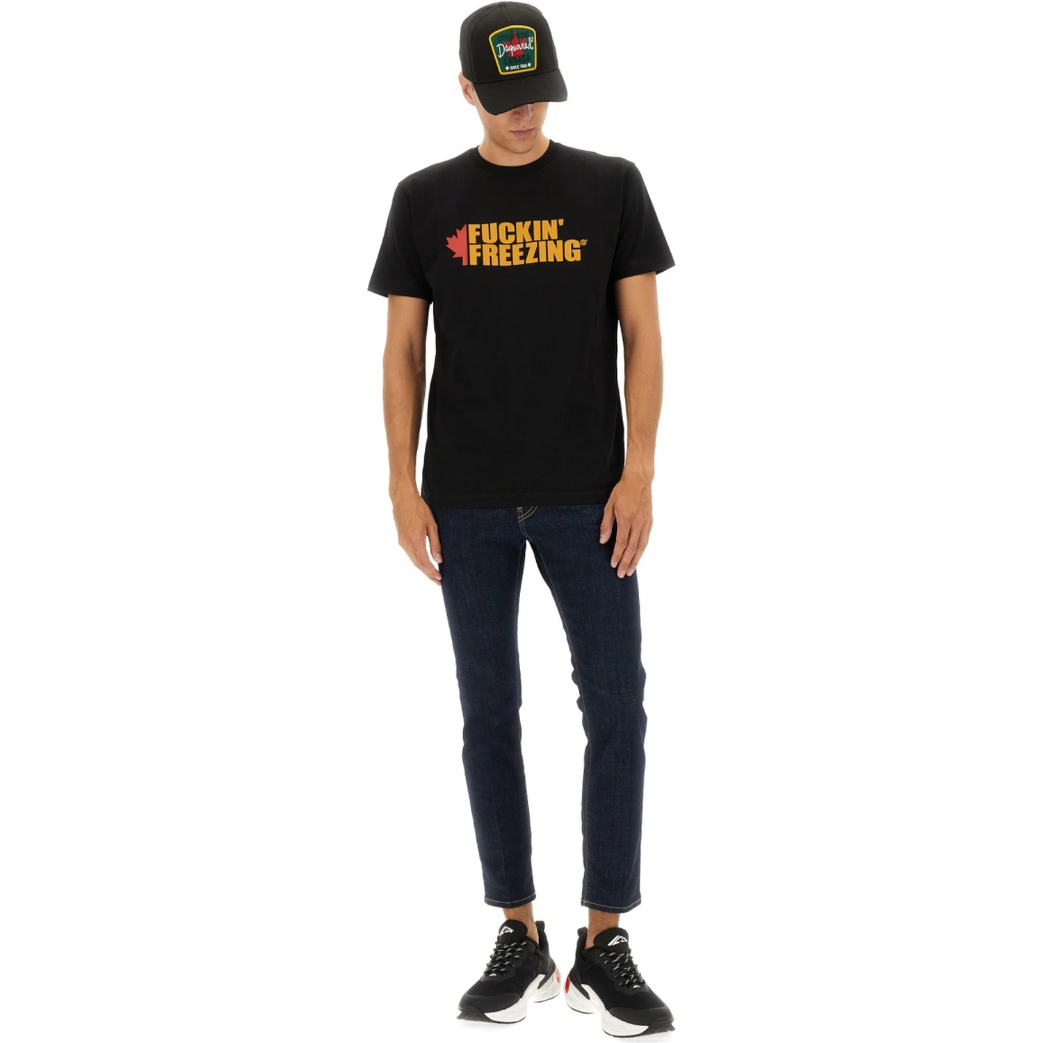 T-SHIRT WITH PRINT