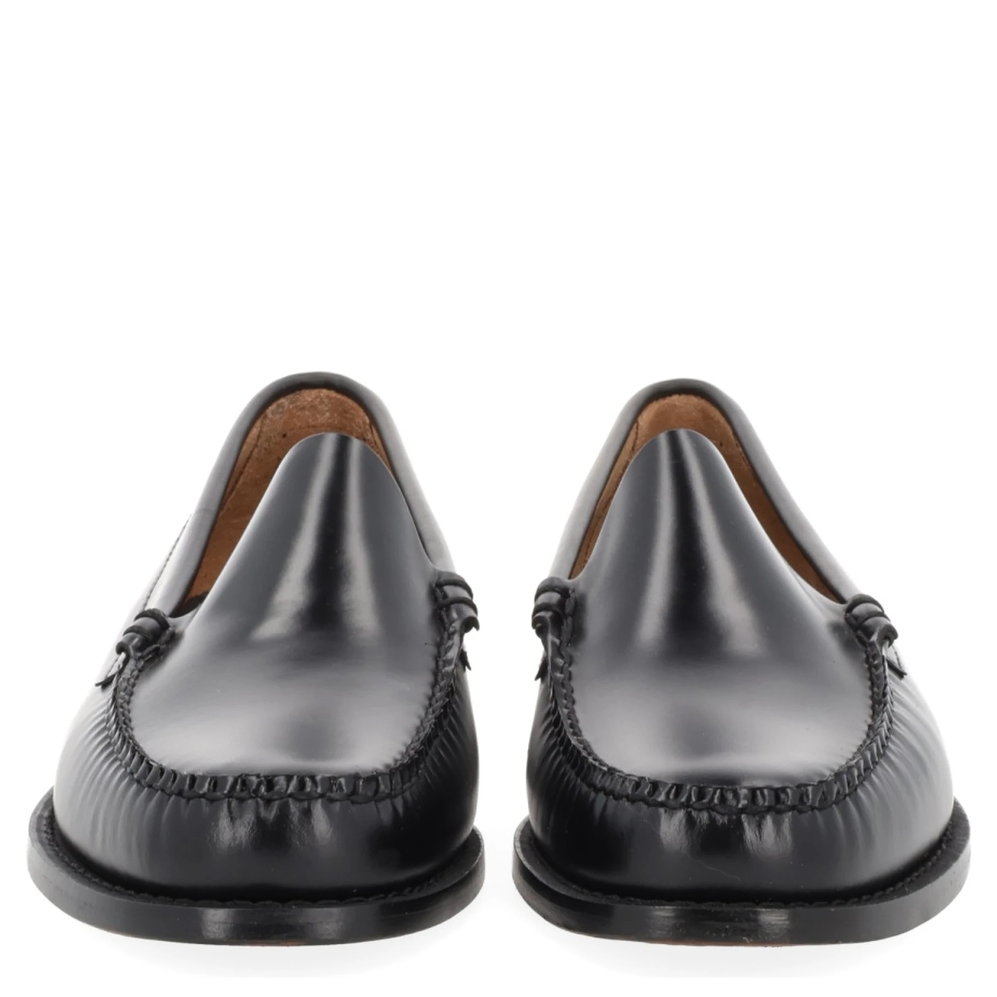 حذاء موكاسين "ويجونز"