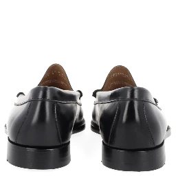 حذاء موكاسين "ويجونز"