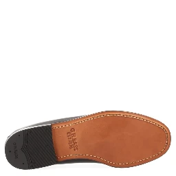 حذاء موكاسين "ويجونز"