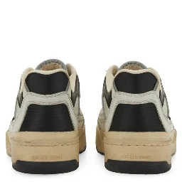 "FORTY2" SNEAKER