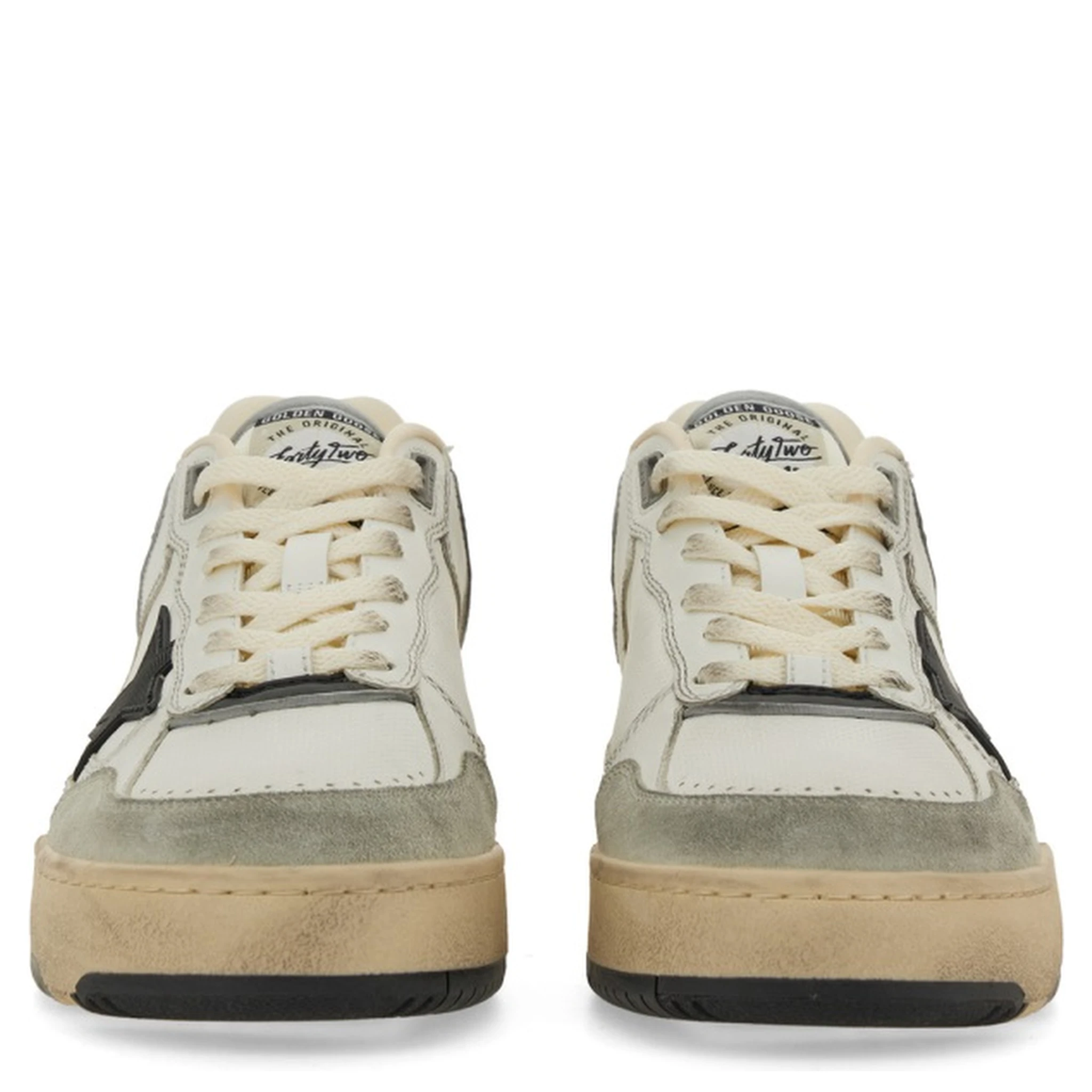 "FORTY2" SNEAKER