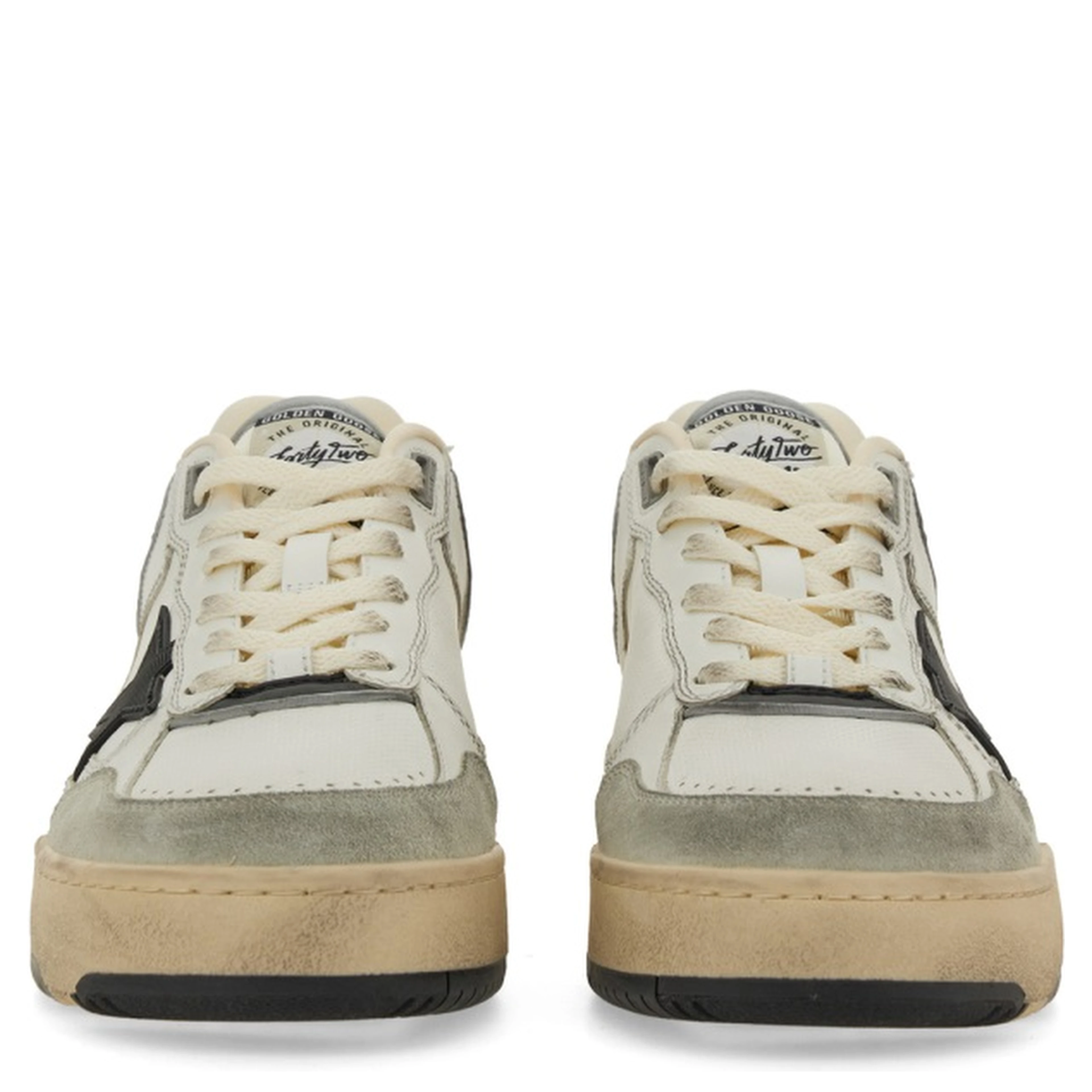 "FORTY2" SNEAKER