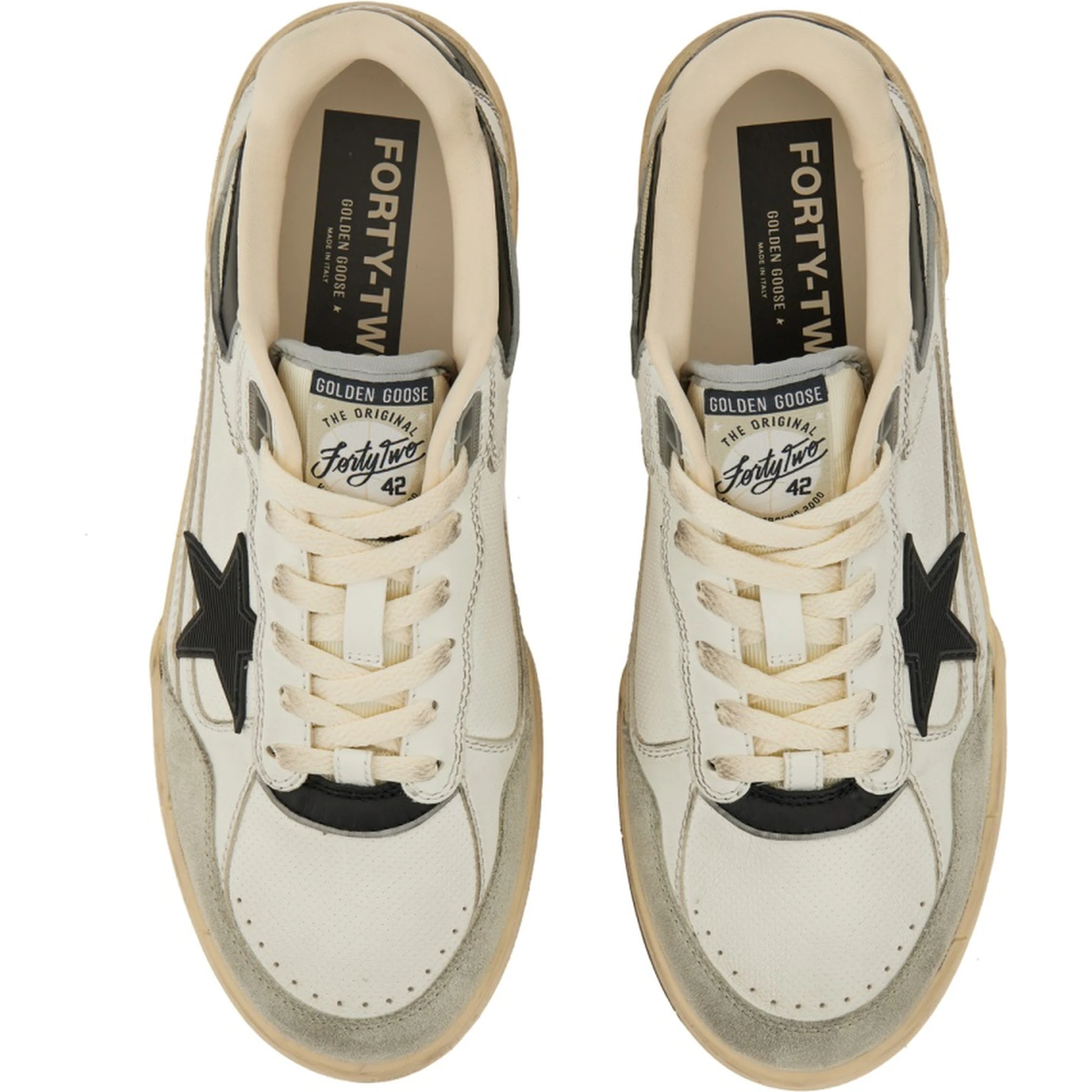 "FORTY2" SNEAKER