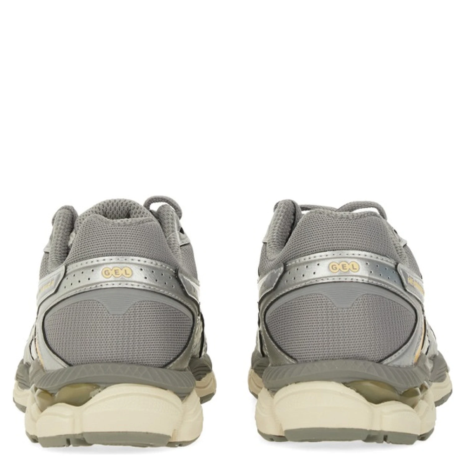 حذاء رياضي "GEL - CUMULUS 16"