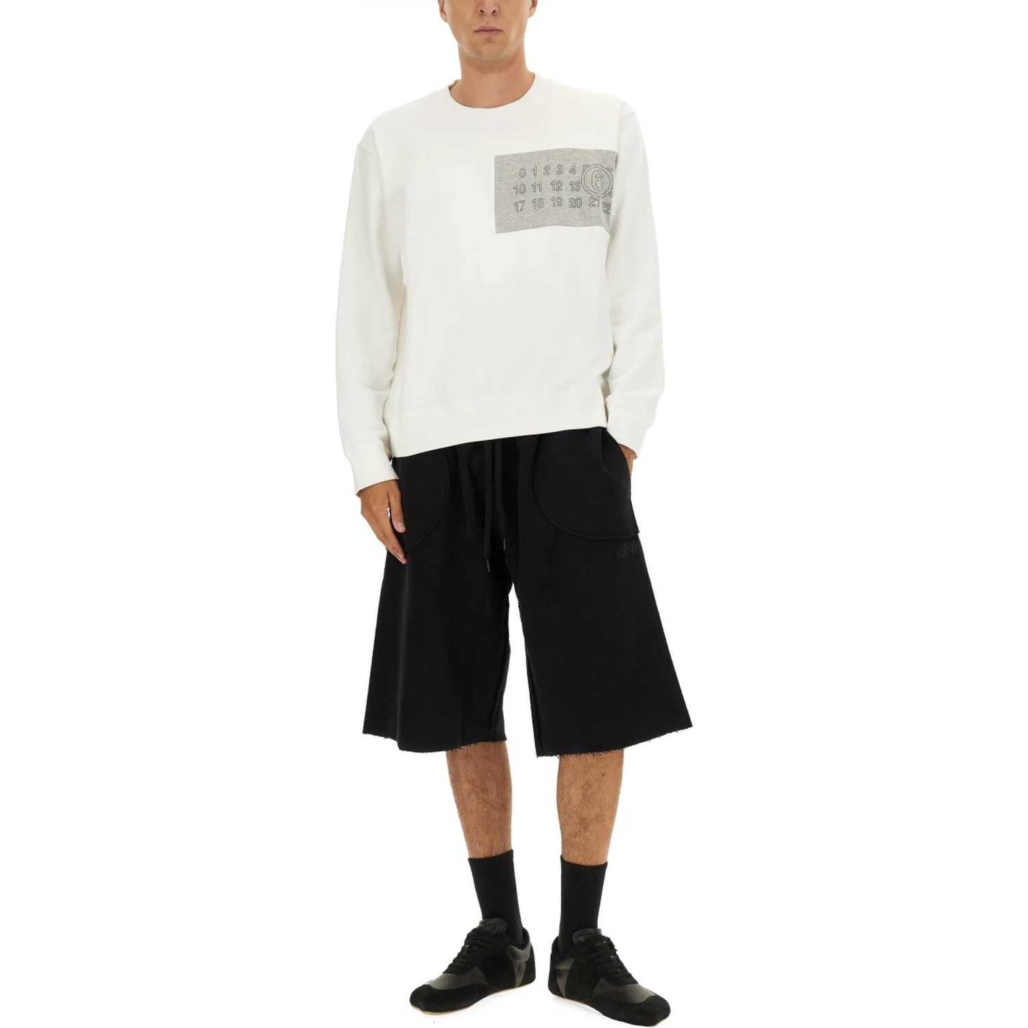 SWEATSHIRT WITH LOGO
