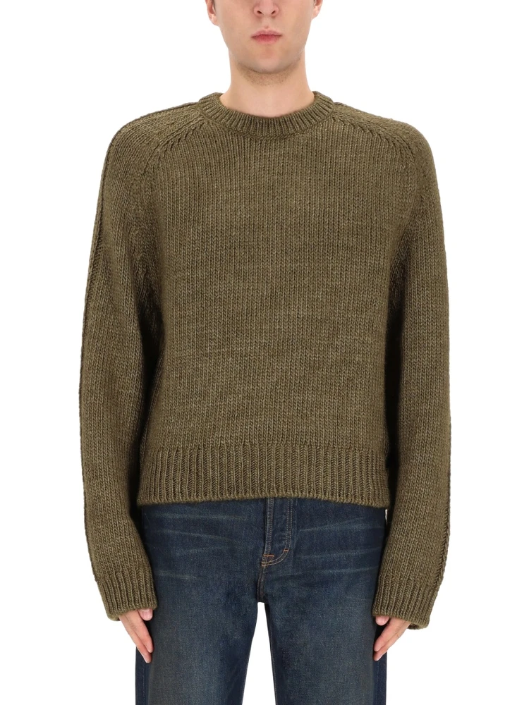 "TRUE ROUNDNECK" SWEATER alternative