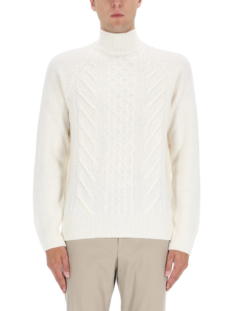"L-HECTOR" CABLE-KNIT SWEATER