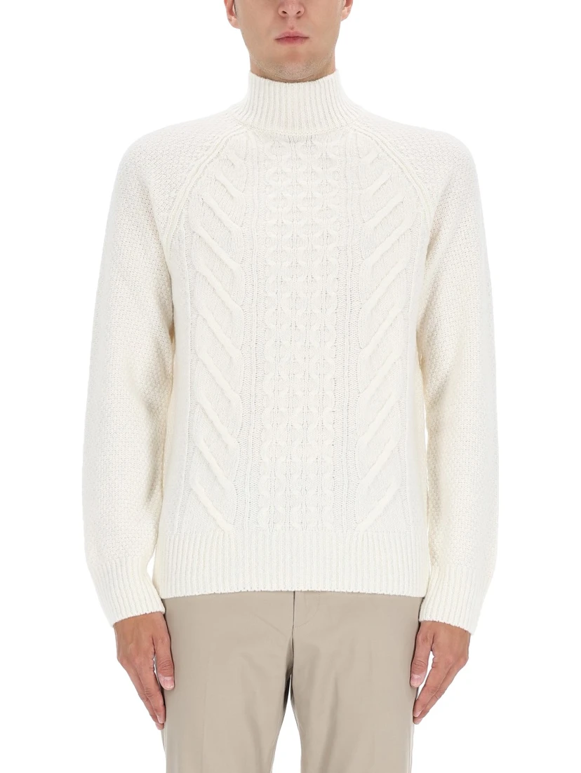 "L-HECTOR" CABLE-KNIT SWEATER