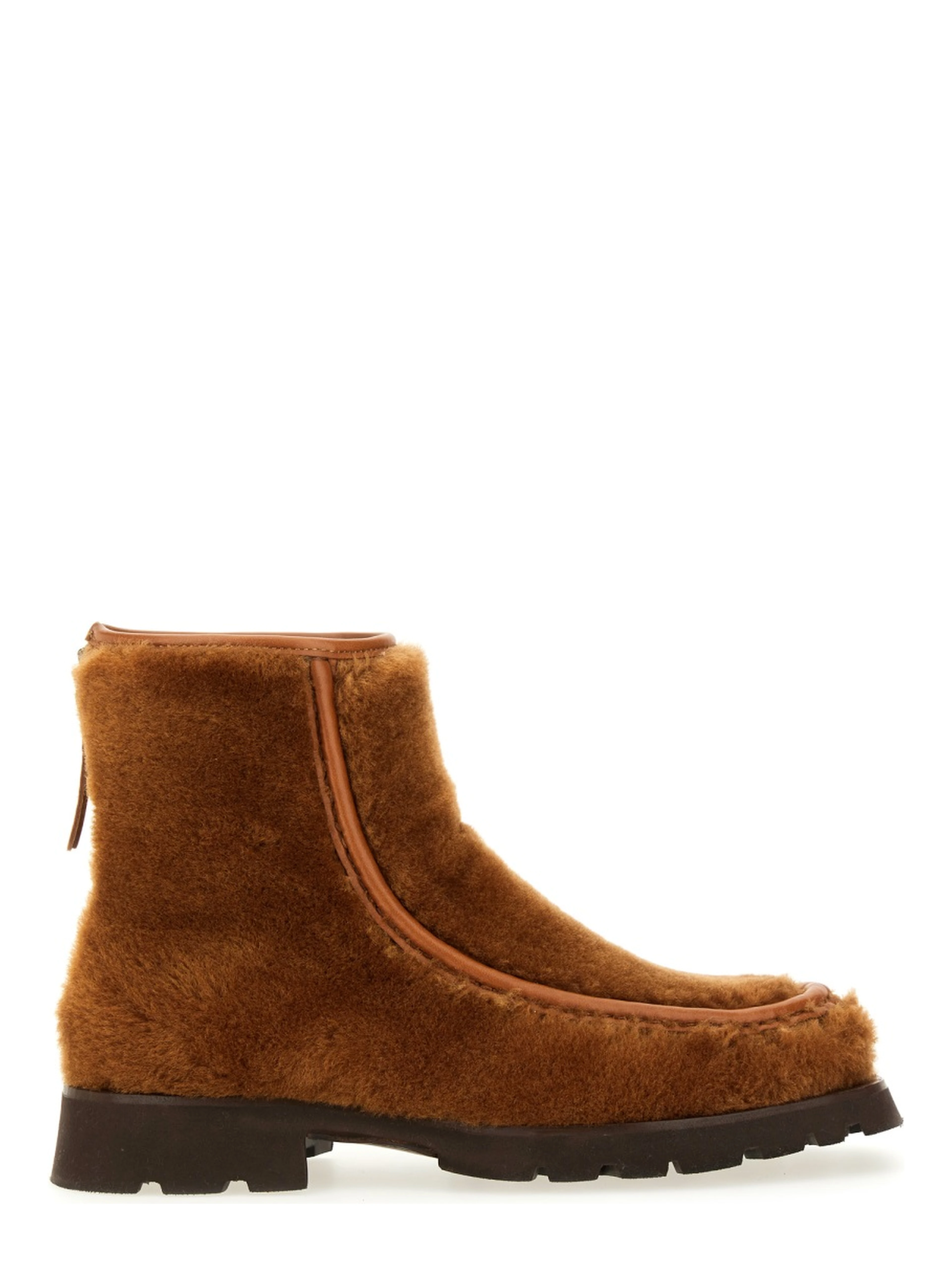 BOOT WITH ZIPPER "ARMENTA"