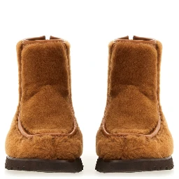 BOOT WITH ZIPPER "ARMENTA"