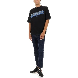 T-SHIRT WITH LOGO