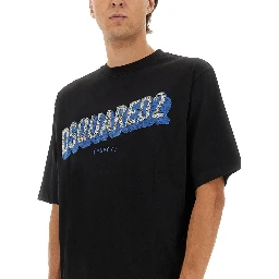 T-SHIRT WITH LOGO