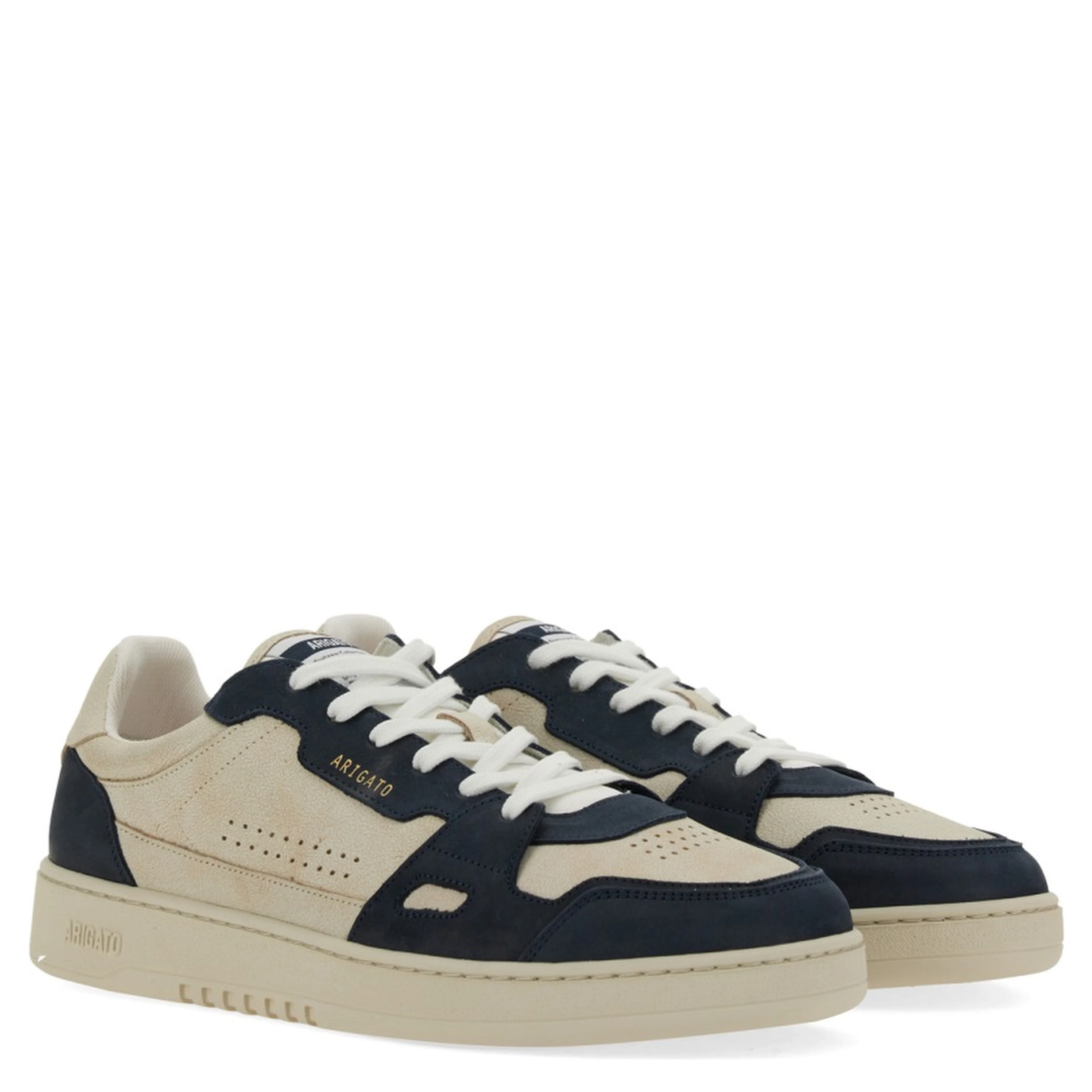 SNEAKER "SAYS IT"