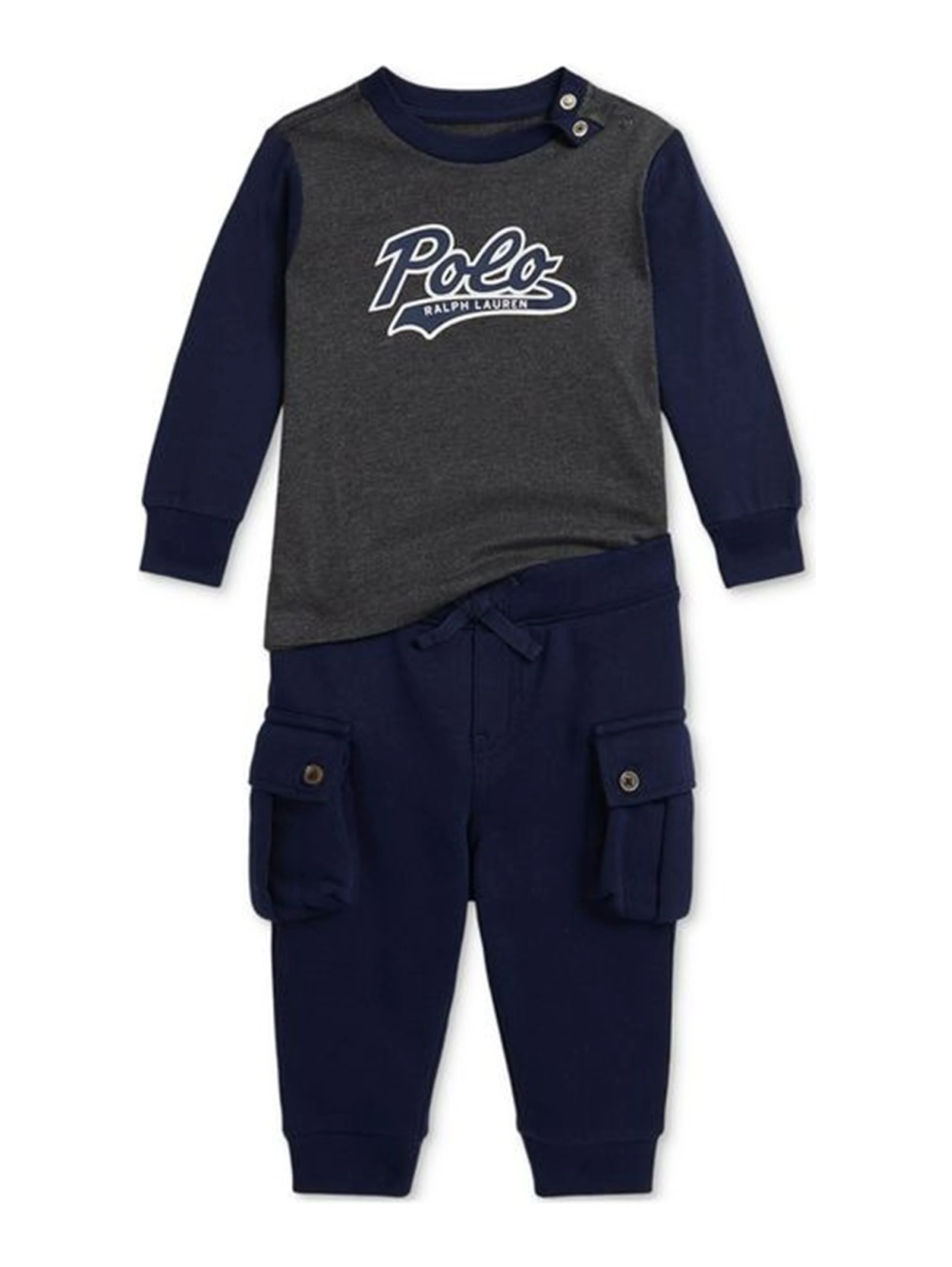 T-SHIRT AND PANTS SET