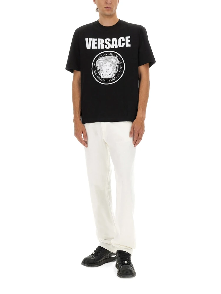 تيشيرت بشعار alternative