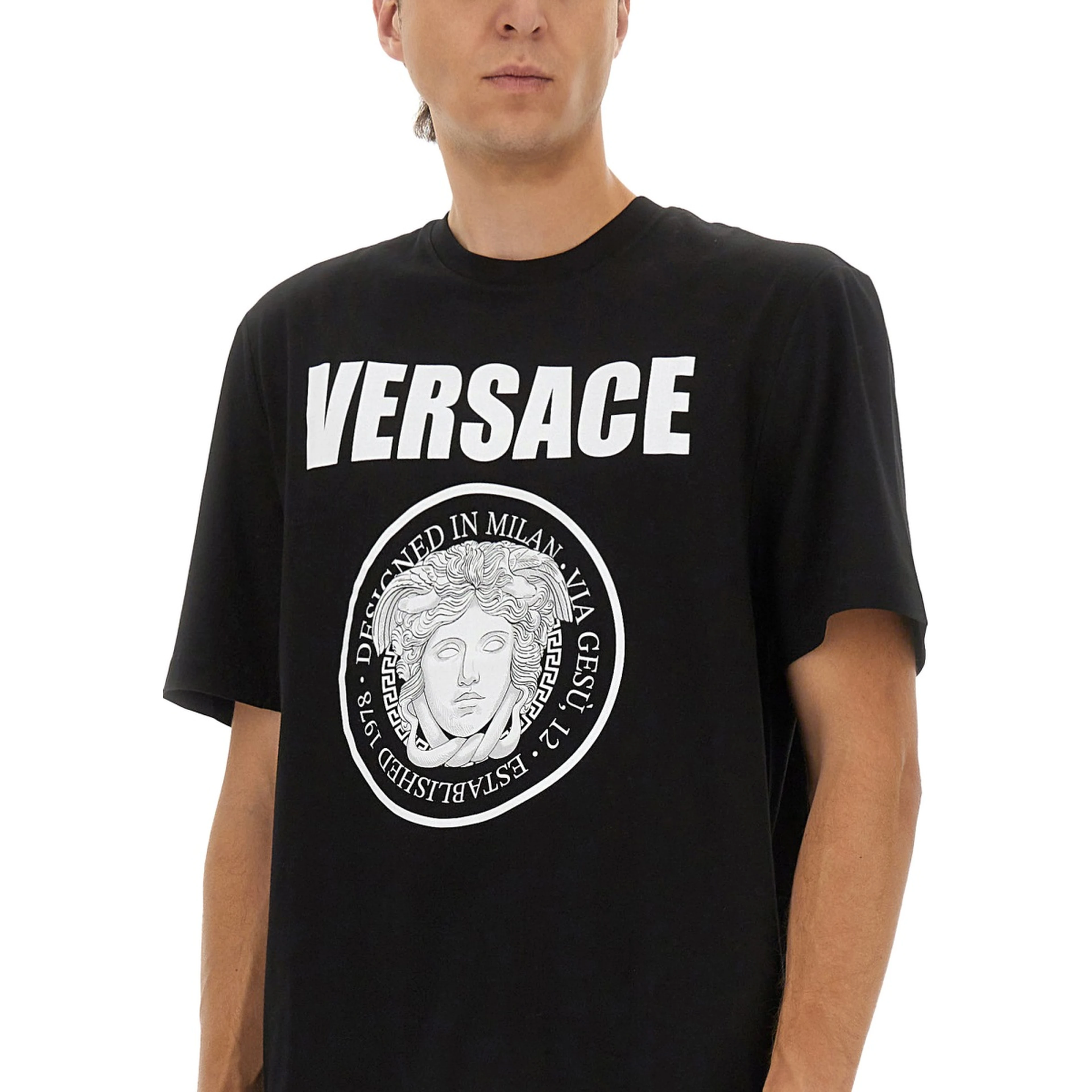 T-SHIRT WITH LOGO