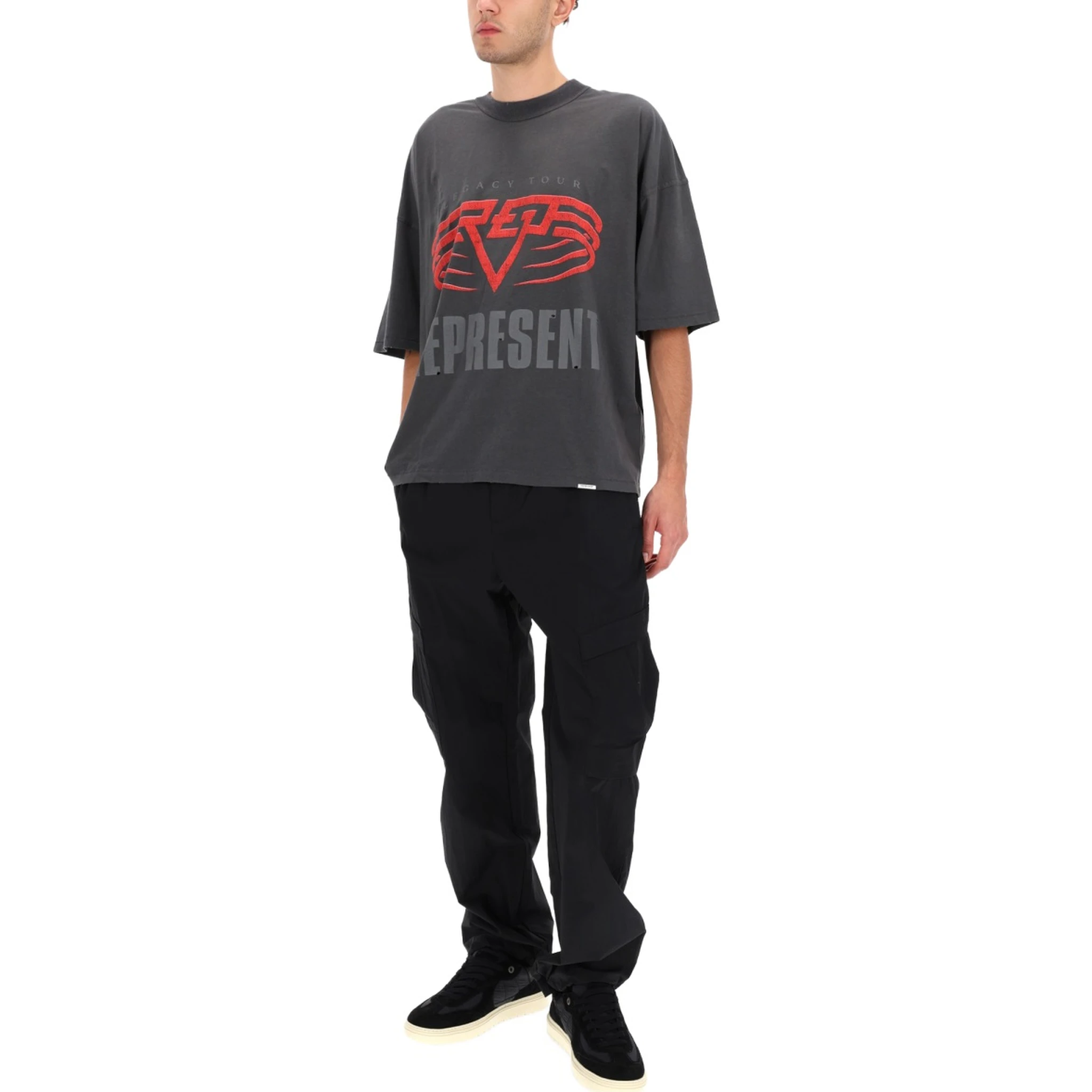 تيشيرت "إرث حي"