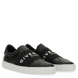 حذاء رياضي منخفض مع شعار