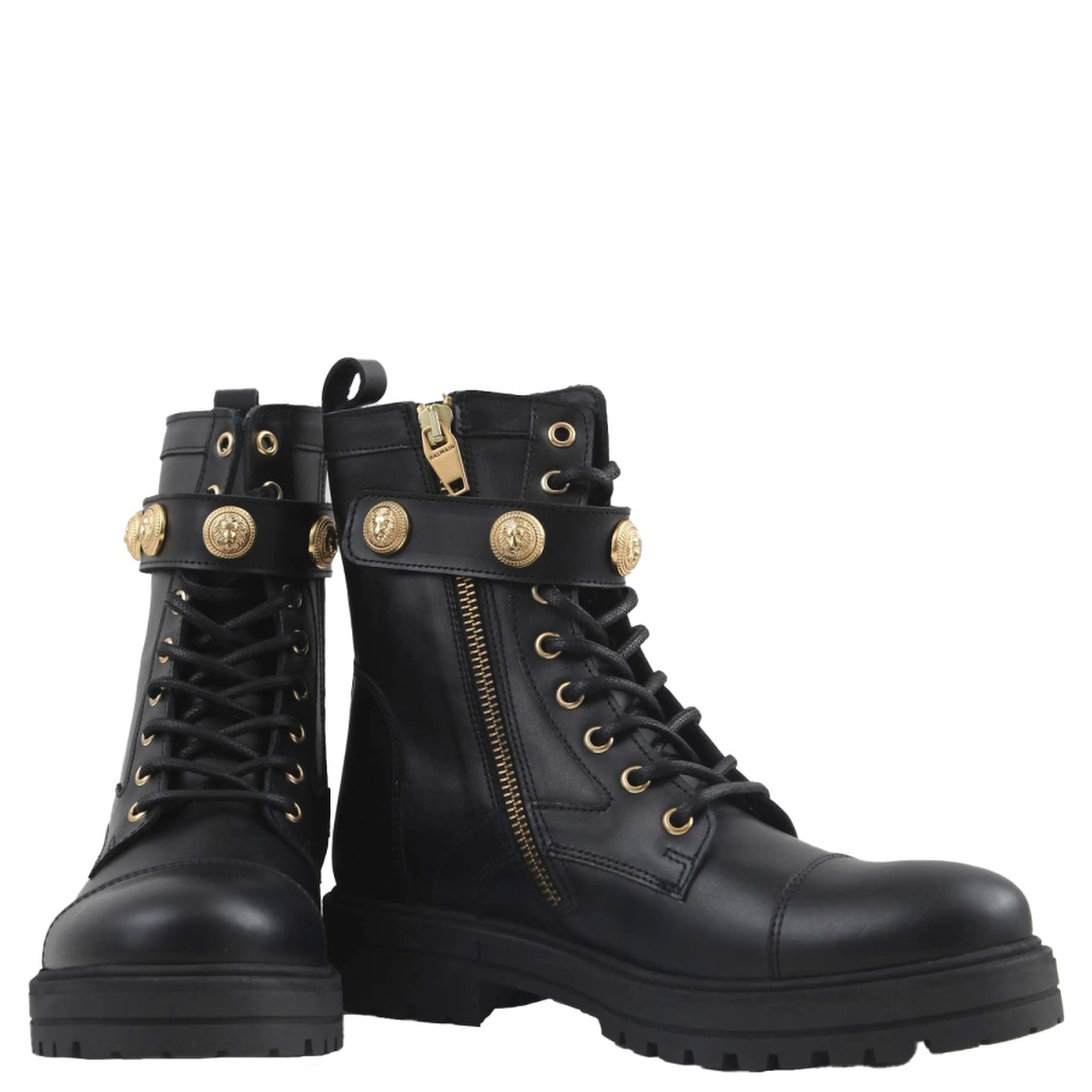 AMPHIBIAN WITH LACES
