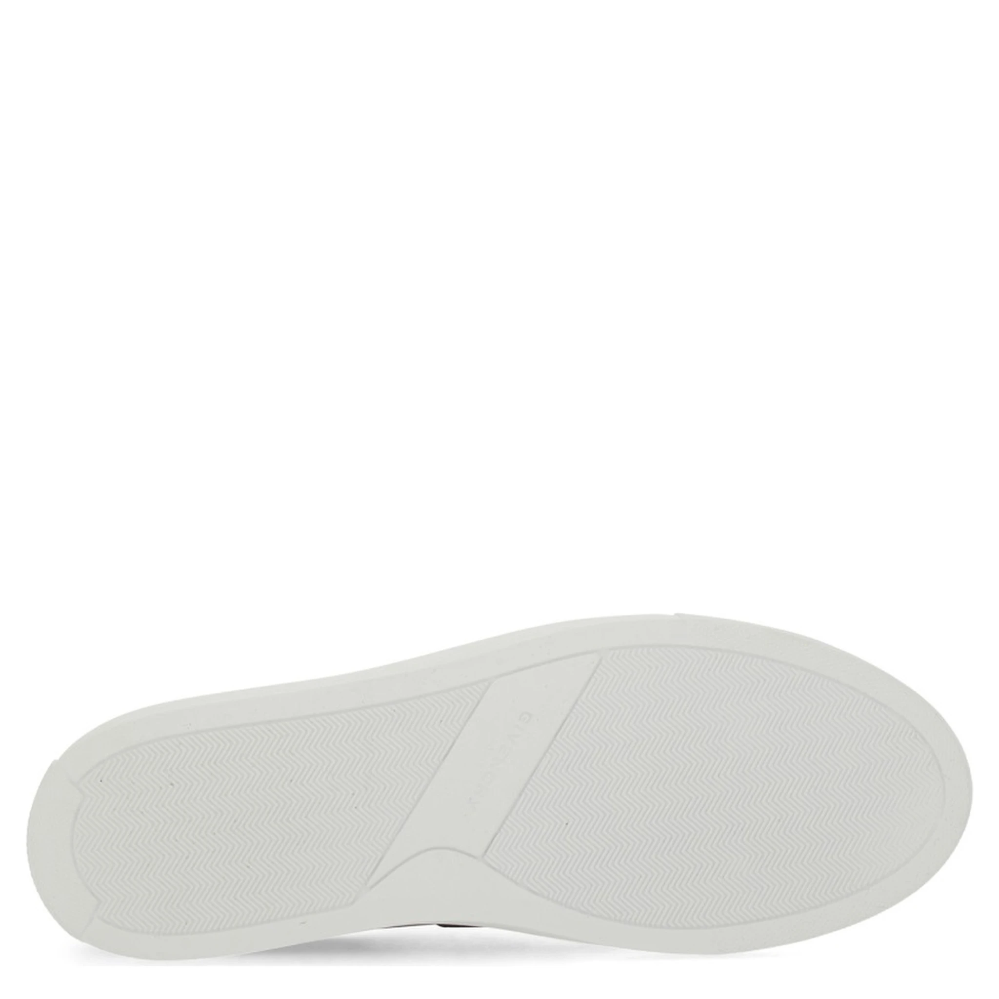 حذاء رياضي منخفض مع شعار