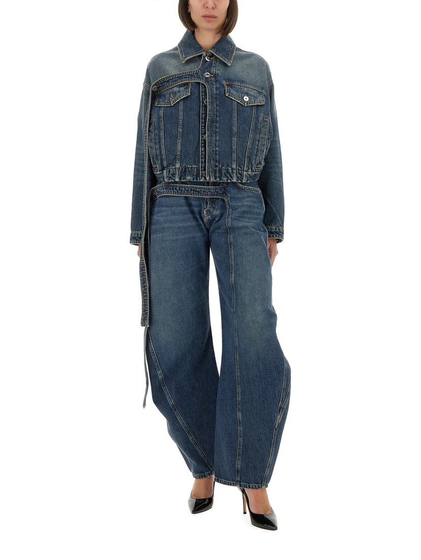 LOW-RISE JEANS