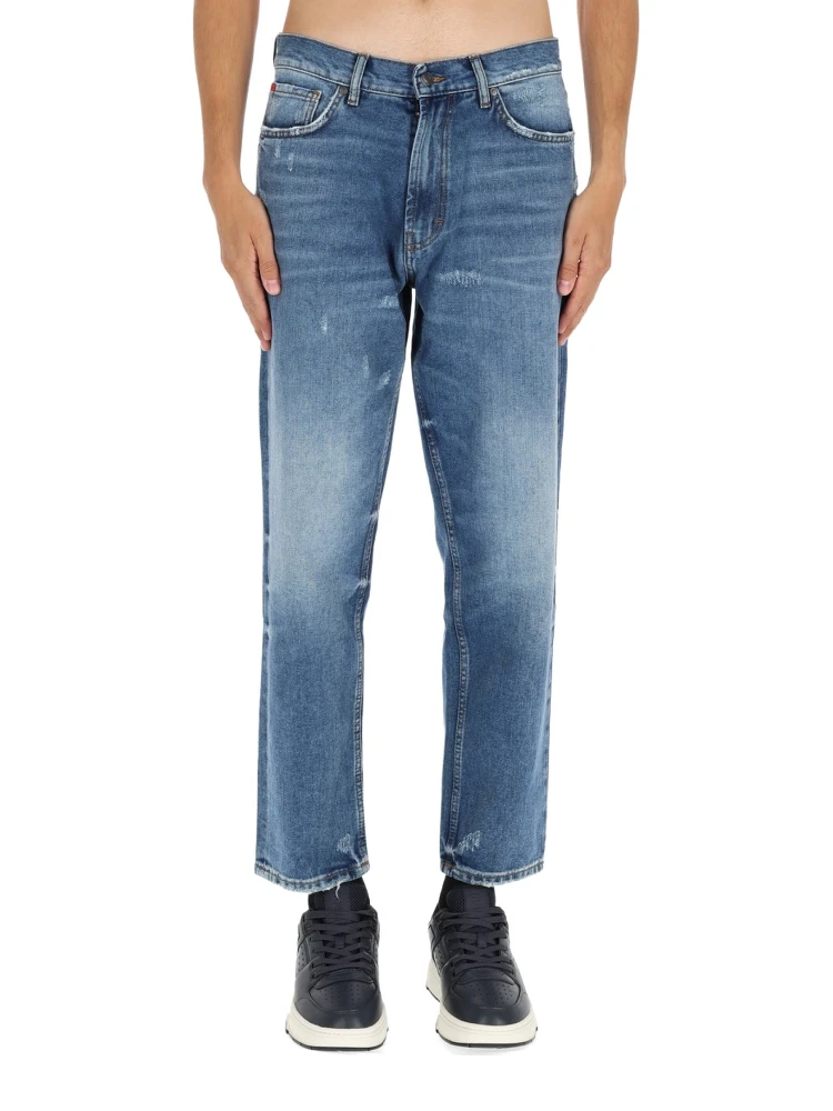 جينز "هوغو 838"