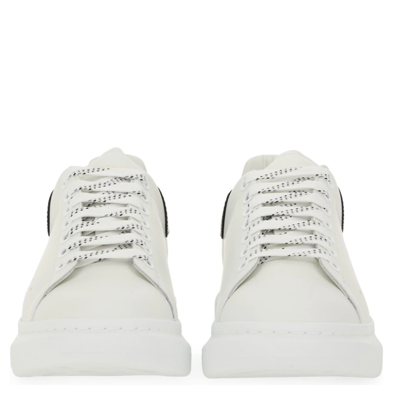 OVERSIZED SNEAKER