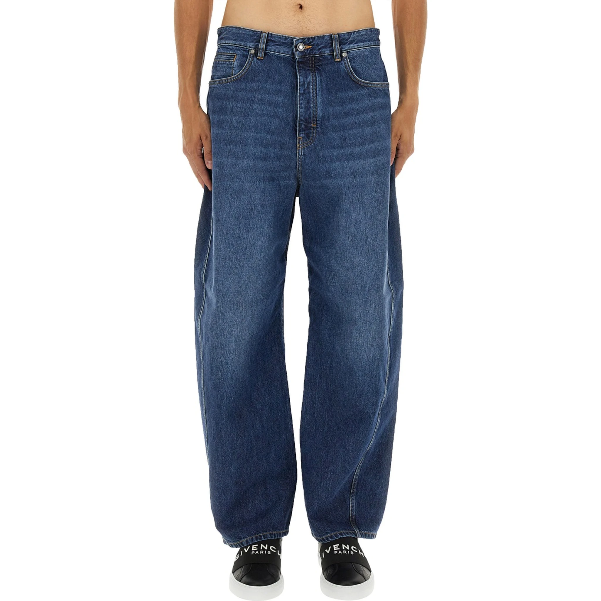 بنطال جينز باهت اللون