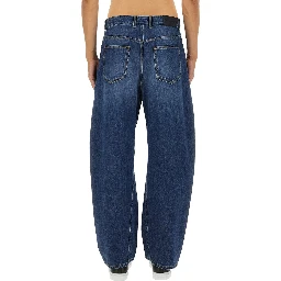 بنطال جينز باهت اللون