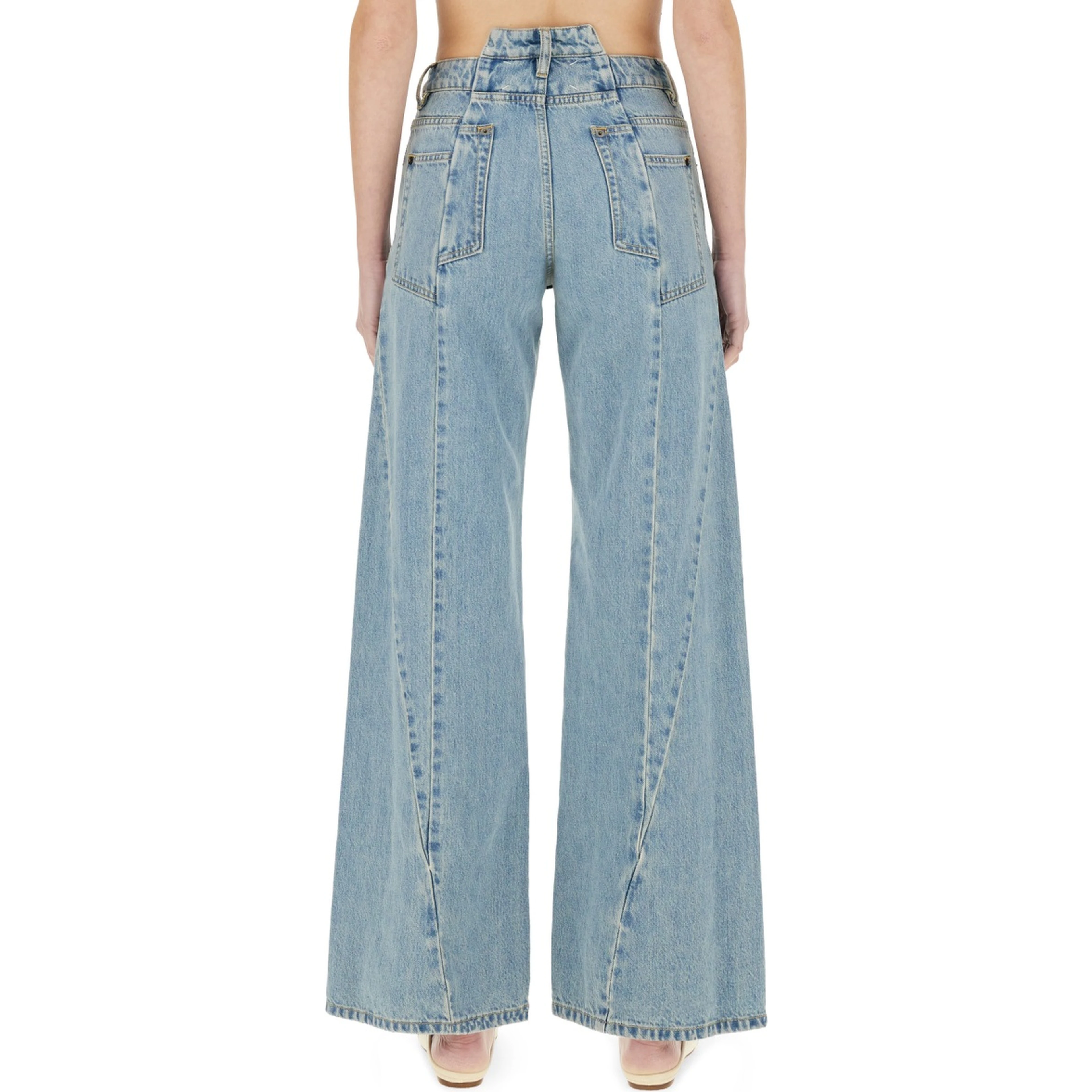 JEANS IN DENIM