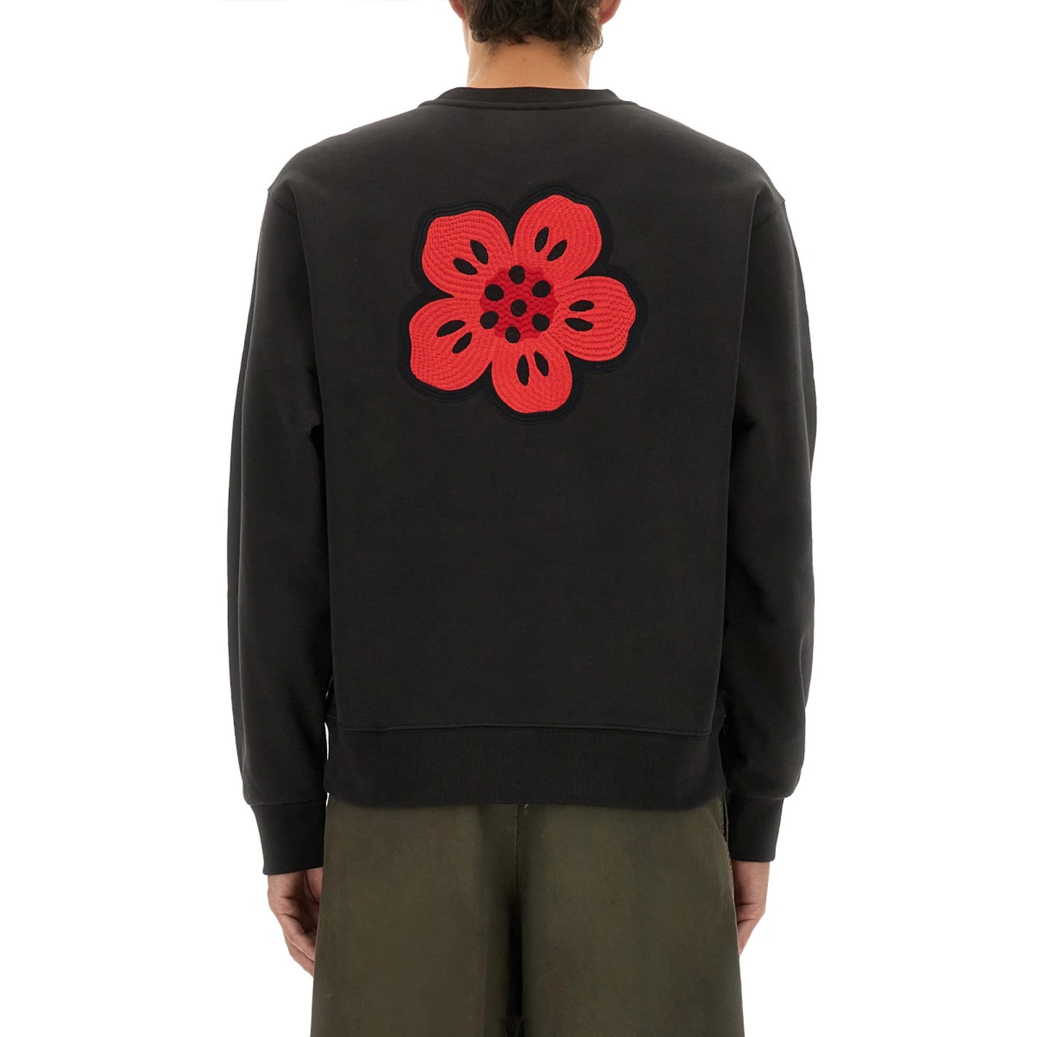 CLASSIC SWEATSHIRT.