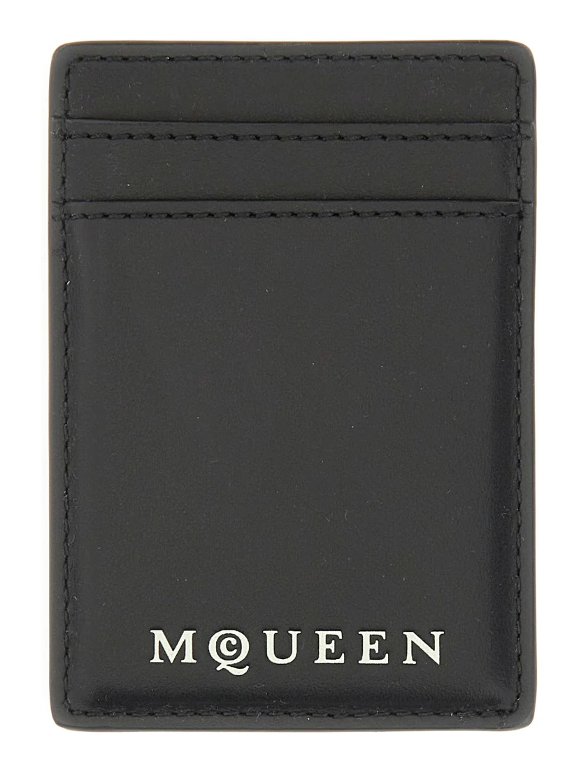 MAGNETIC CARD HOLDER WITH LOGO