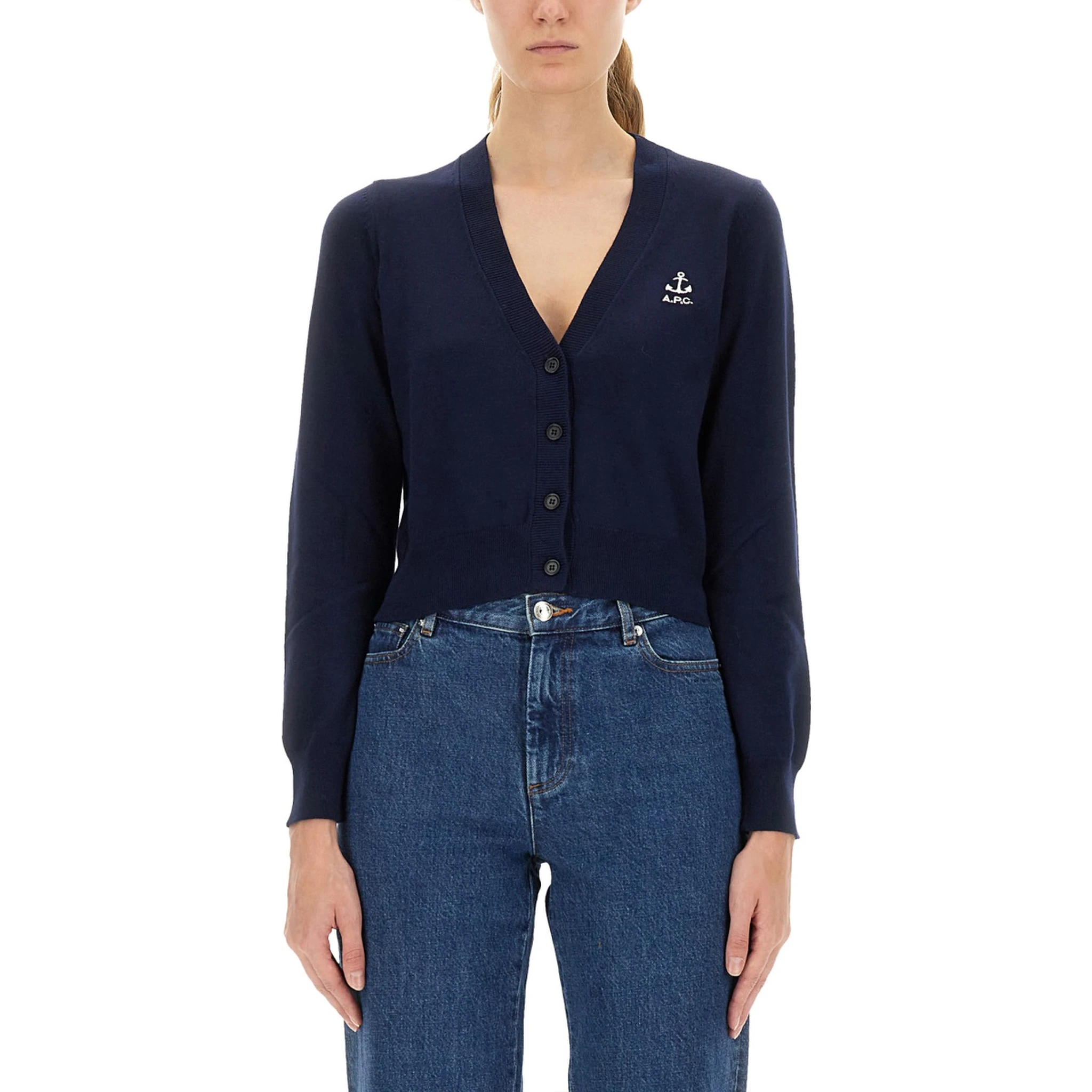 كارديجان بشعار مطرز