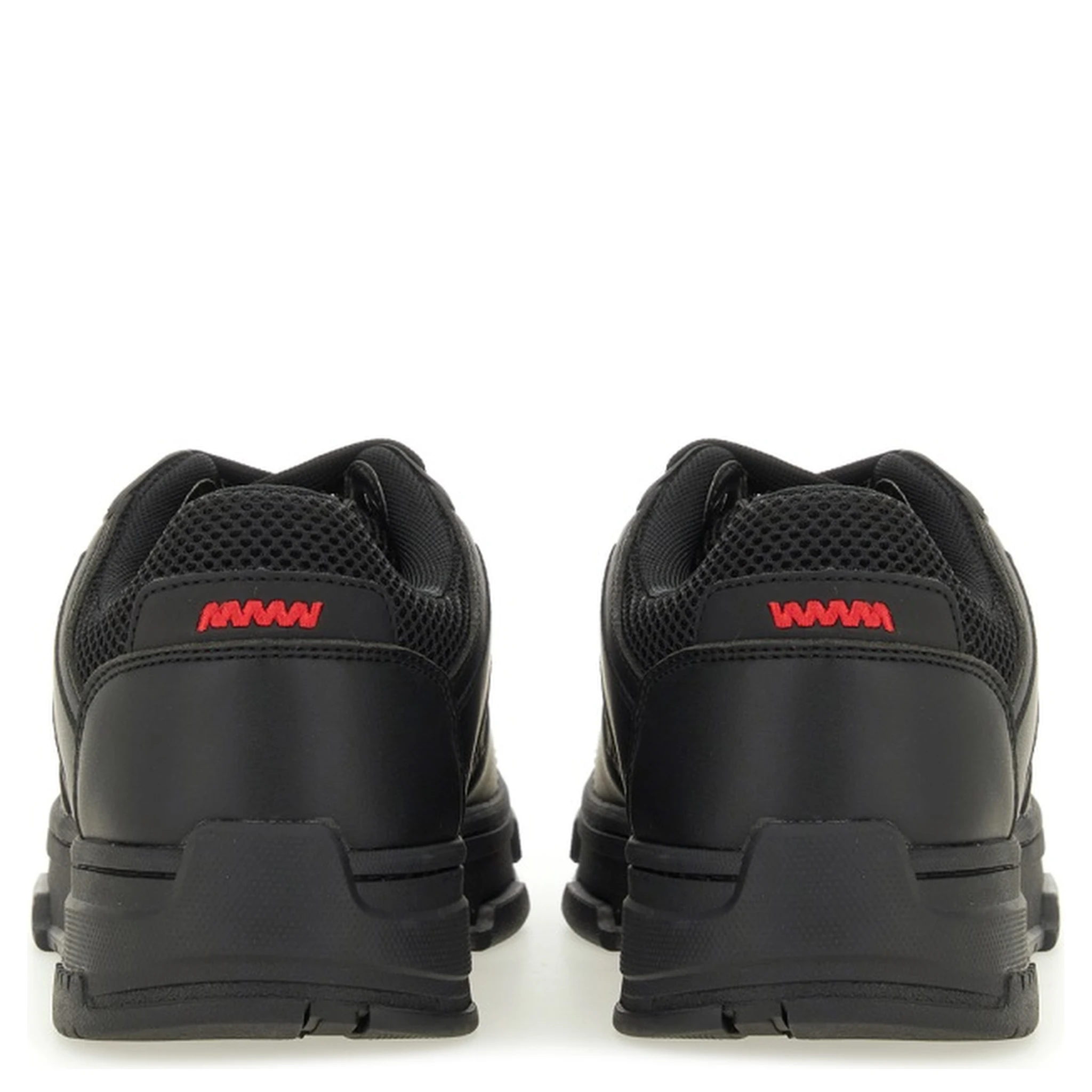 SNEAKER WITH MESH DETAILS