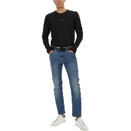 تيشيرت "تي-شارك"