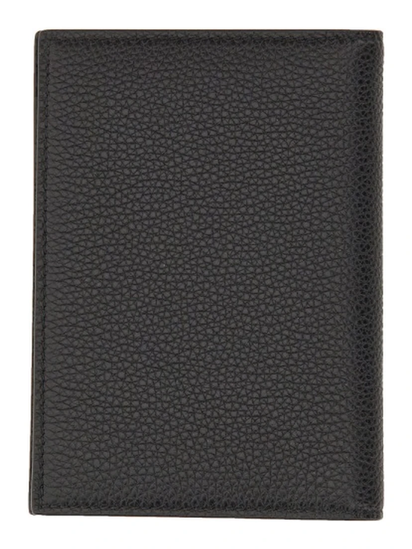 PASSPORT HOLDER WITH LOGO