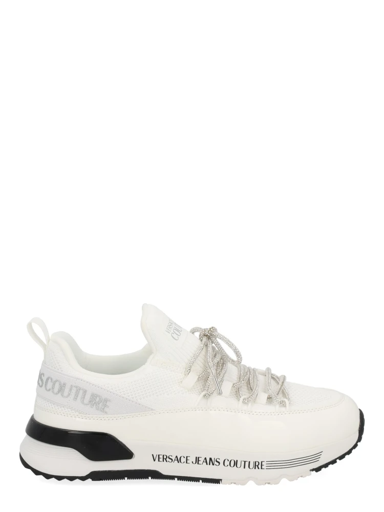 حذاء رياضي "ديناميكي"